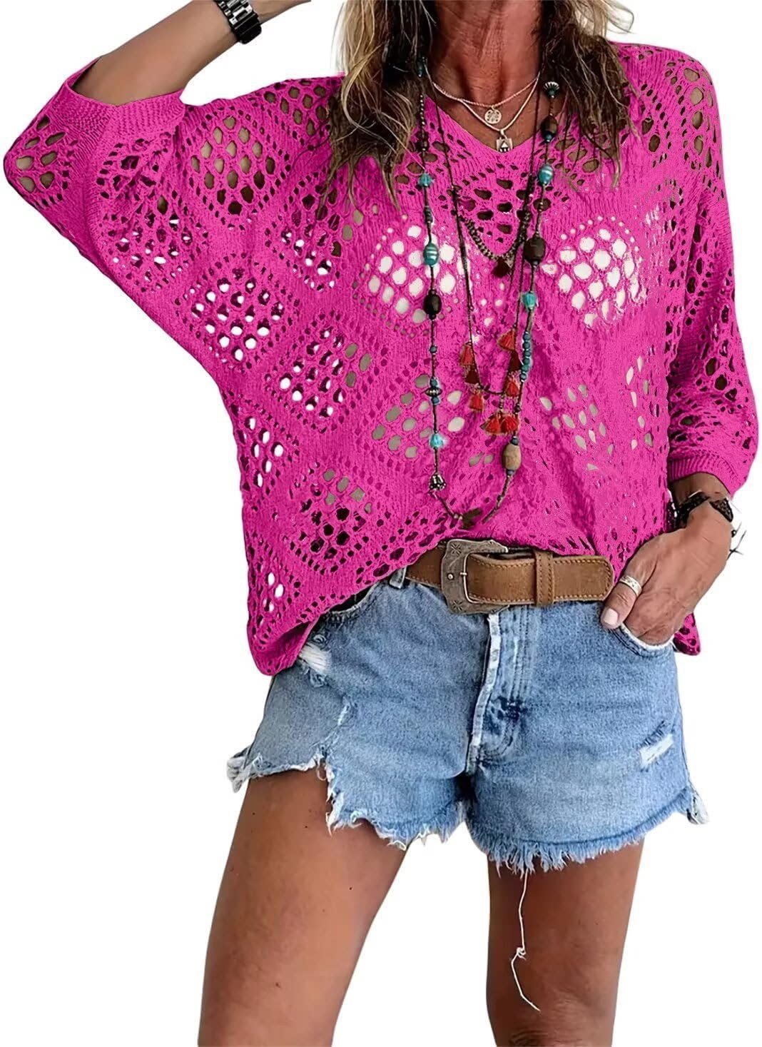 Top de punto bohemio con cuello en V, diseño de rombos y mangas murciélago caladas
