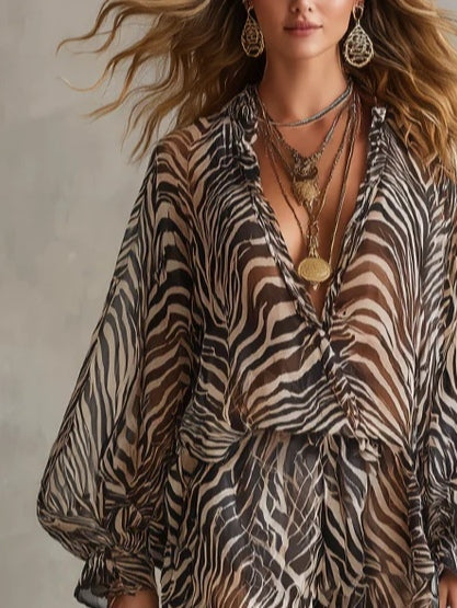 Conjunto de top de gasa con estampado de cebra y mangas acampanadas y pantalones cortos