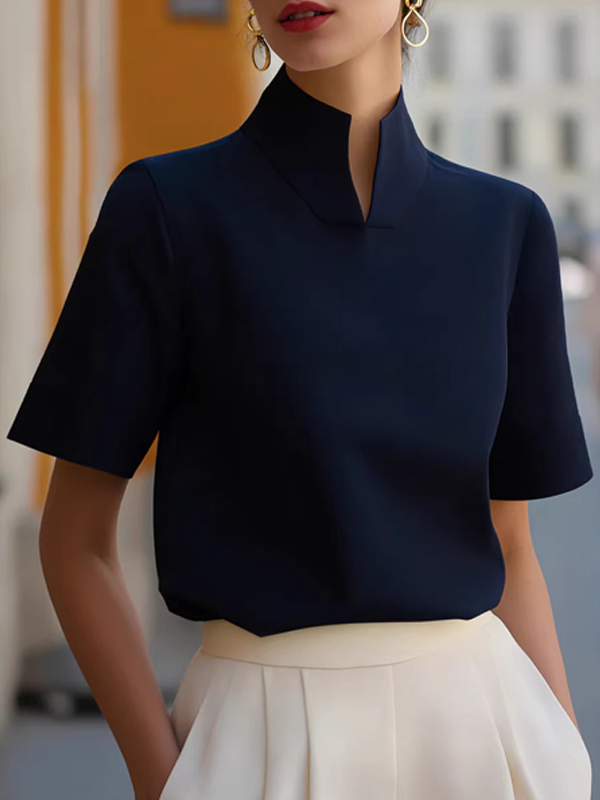 Camiseta de cuello alto y manga corta